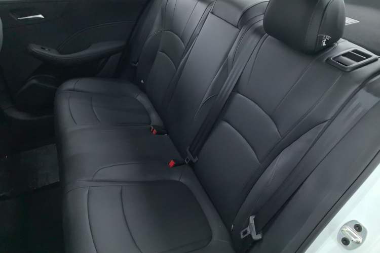 Used Roewe i5 2023 1.5L CVT Luxury Edition
