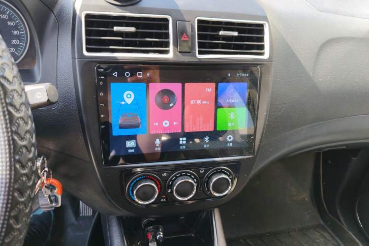 Used FORTHING Joyear X5 2013 1.6L Manual Luxury Model China IV Standard