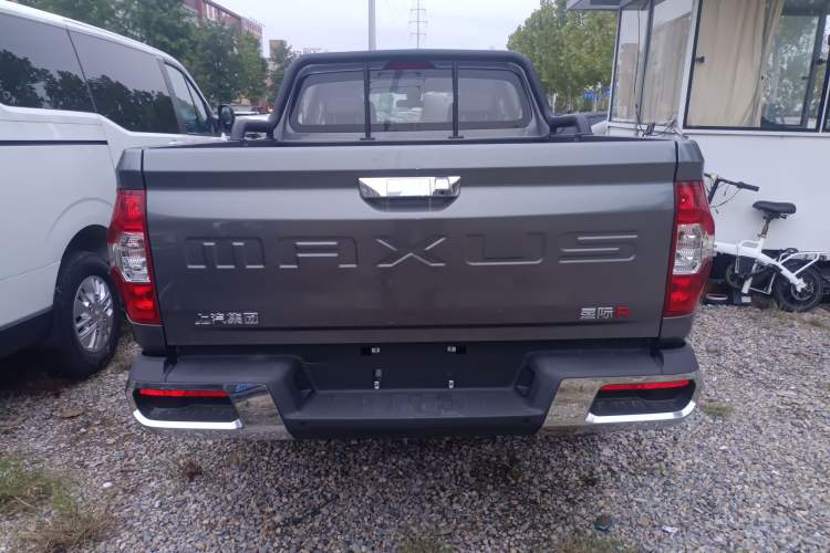 Used SAIC MAXUS Xingji 2023 Starry R 2.0T Automatic Diesel 2WD Luxury Edition Long-Box Model
