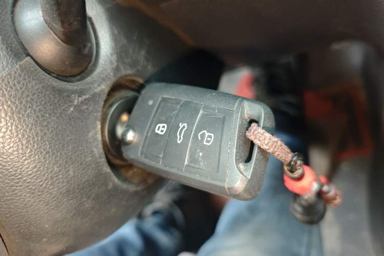 Used Volkswagen Golf 2015 1.6L Automatic Comfort Model Vehicle Key