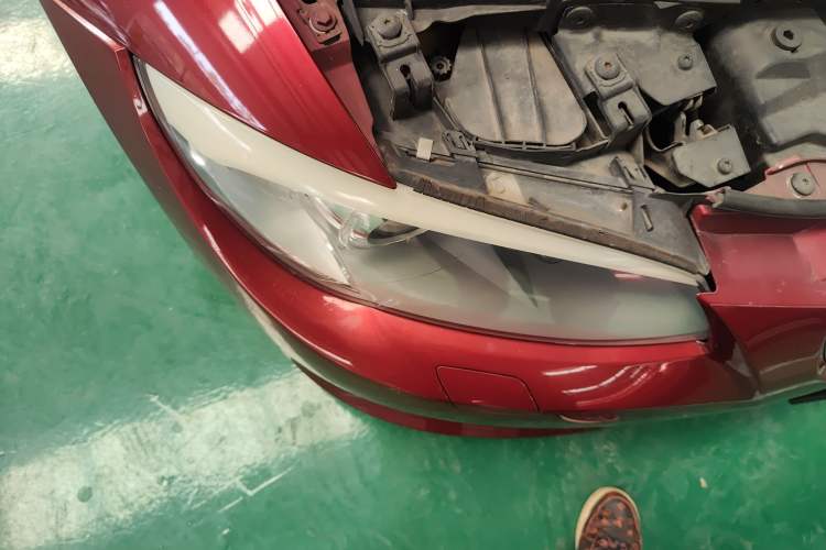 Used BMW 3 Series 2011 325i Convertible Coupe Right Front Headlight