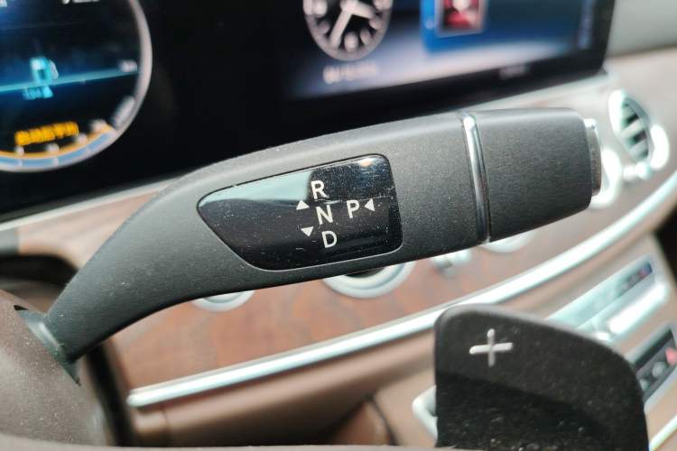 Used Mercedes-Benz E-Class 2020 E 300 L Luxury Model Gear Lever