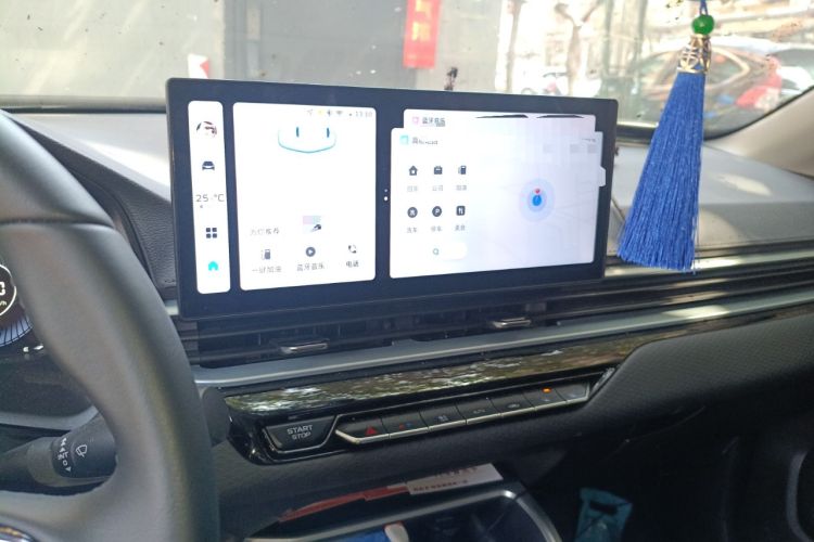 Used Geely Auto Emgrand 2025 4th Generation 1.5L CVT Luxury Version
