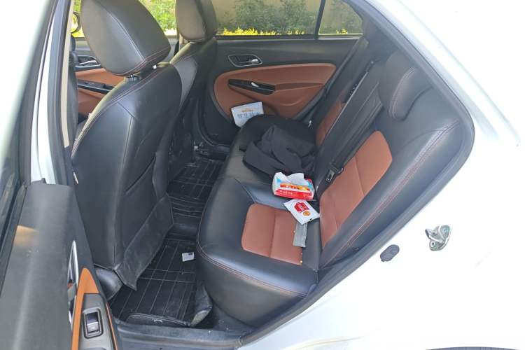 Used Geely Auto Diamond 2016 1.5L Manual Elite Edition