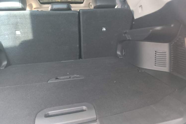 Used Nissan X-Trail 2022 2.0L Two-Wheel Drive Smart Connect Premium Edition