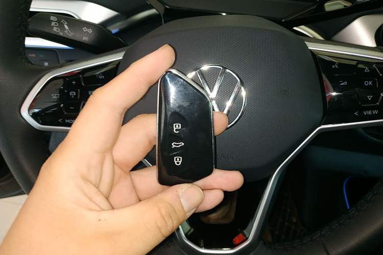 Used Volkswagen ID.4 CROZZ 2022 Long-Range Lite PRO Edition
