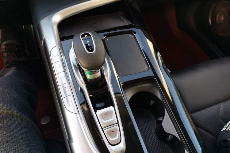 Used VOYAH FREE 2021 Two-Wheel Drive Standard Pure Electric City Edition
