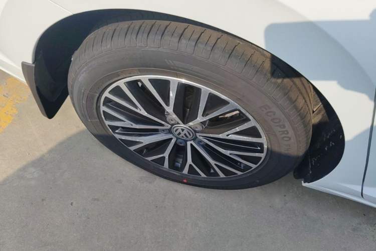 Used Volkswagen Sagitar 2020 200TSI DSG Comfort Version China VI Standard Exterior 5