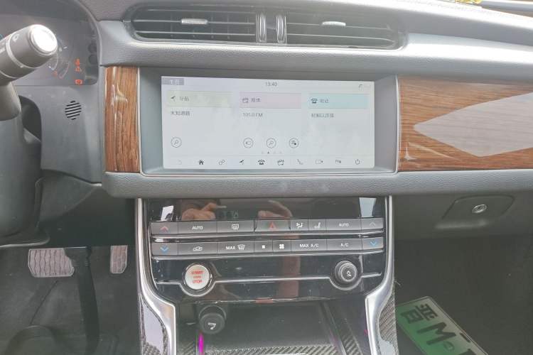 Used Jaguar XFL 2019 XFL 2.0T 250 PS Two-Wheel-Drive Luxury Edition