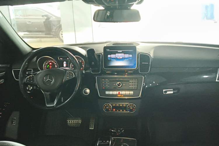 Used Mercedes-Benz GLE-Class 2018 GLE 400 4MATIC U.S. specification
