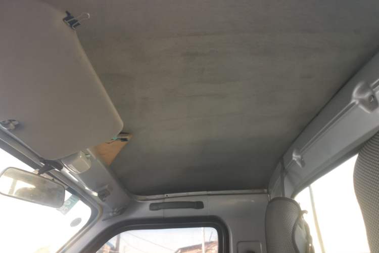 Used Wuling Zhiguang Small Truck 2016 1.2L Single-Row LSI Headliner