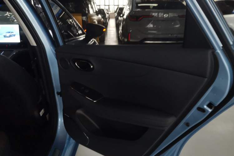 Used AION S Plus 2023 80 Tech Edition Ternary Lithium Right Rear Door Interior