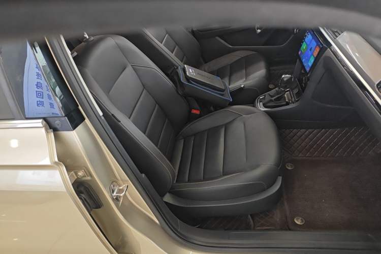 Used Volkswagen Bora 2017 1.6L Automatic Comfort Model Right Front Seat