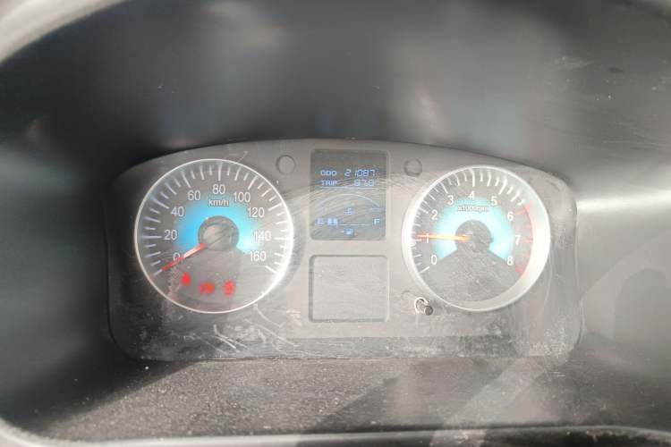 Used Jinbei Gold Hiace M Classic 2024 1.5L Engineering Lion Passenger Vehicle 6 Seats