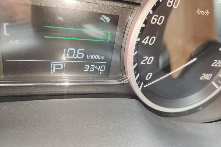 Used Nissan Sylphy 2024 Facelifted Three Classic 1.6XE CVT Comfort Edition Odometer Close Up