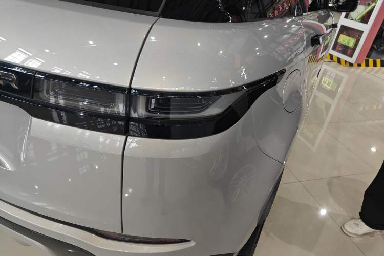 Used Land Rover Range Rover Evoque 2021 Range Rover Evoque 200 PS R-Dynamic Standard Elite Edition