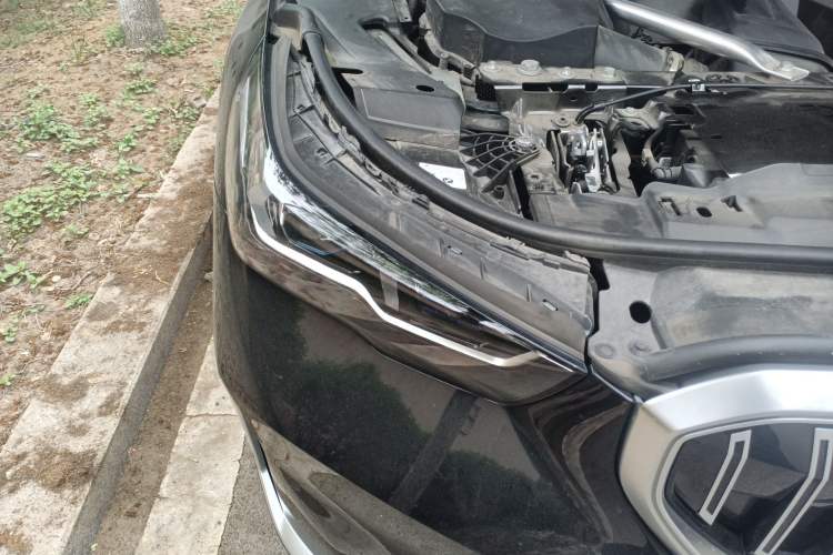 Used BMW 5 Series 2024 530Li Luxury Package Premium Edition Right Front Headlight