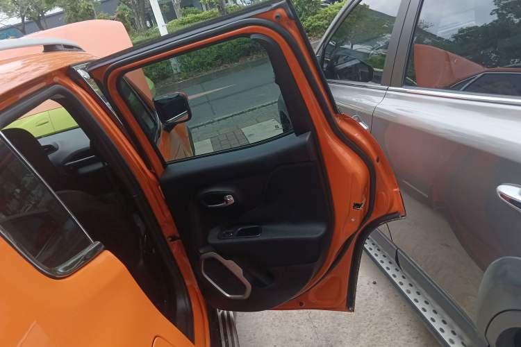 Used Jeep Renegade 2017 180T Automatic Kinetic Edition+