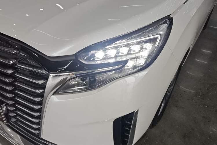 Used Buick GL8 2023 ES Lu Zun Comfort Model