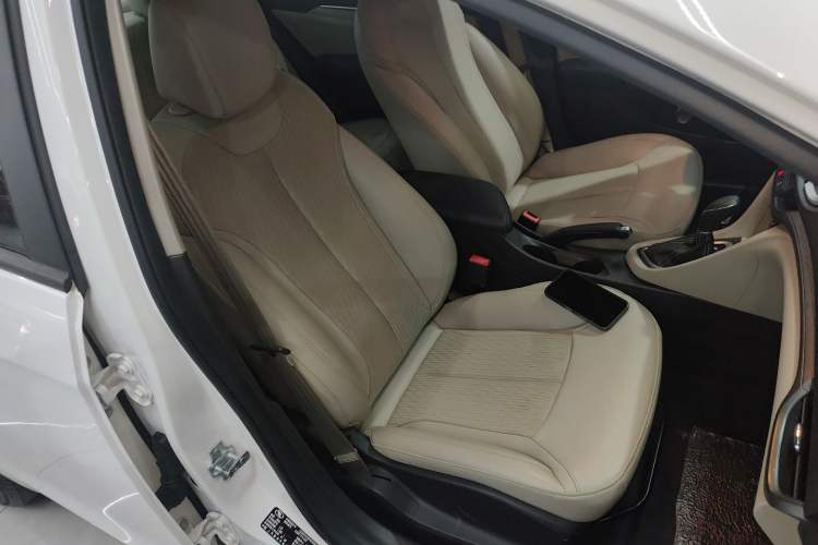 Used Buick GT 2017 15N Automatic Elite Version
