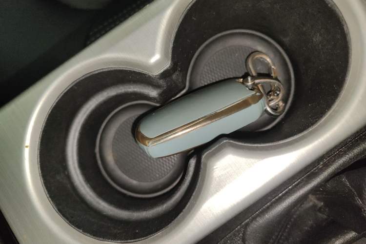 Used Geely Auto Emgrand GL 2017 1.3T Manual Elite Model
