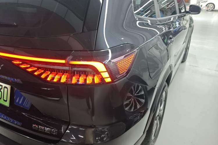 Used Chery Tiggo 8 PRO New Energy 2023 Champion Edition 1.5T 100km Glory Version