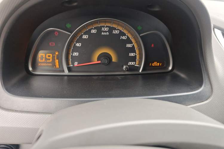 Used Chevrolet Sail 2013 Sedan 1.2L Manual Fashionable Happiness Edition