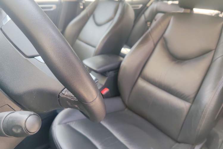 Used Citroen C4L 2014 1.6THP Intelligent Drive Automatic Dynamic Model Left Front Seat