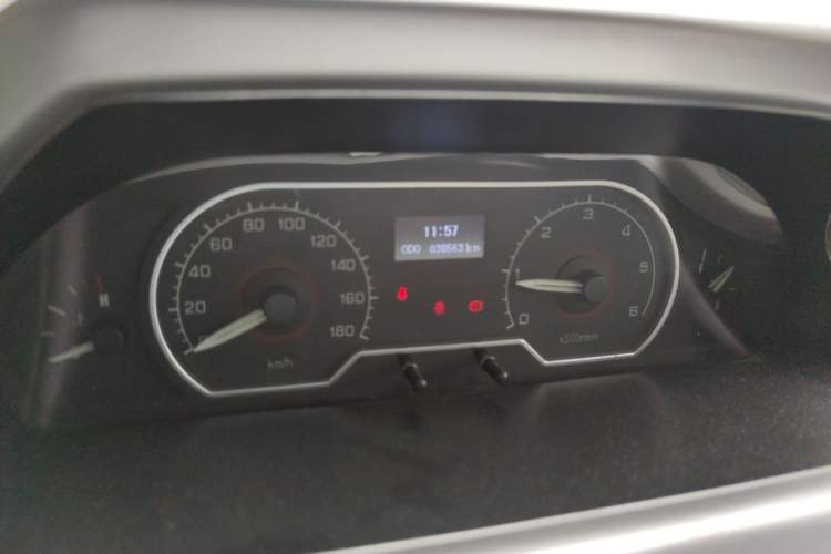 Used SAIC MAXUS Xintu V80 