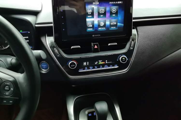 Used Toyota Corolla 2019 Dual-Engine 1.8L E-CVT GL-i Elite Edition Audio And AC Panel