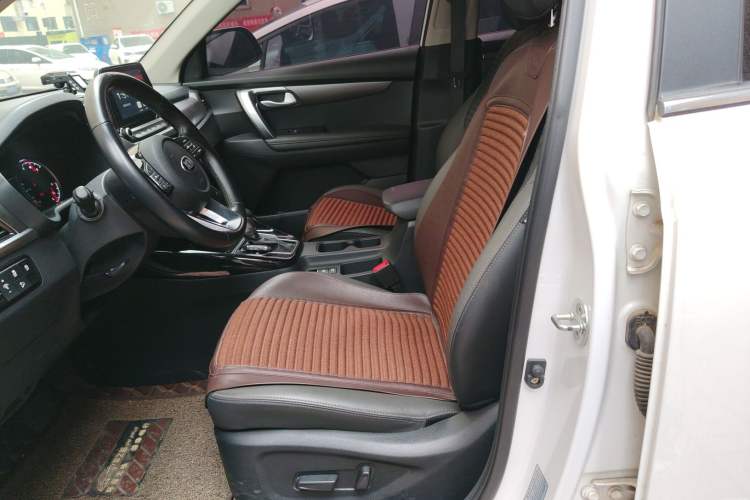 Used Kia Sportage R 2019 2.0L Automatic Smart Luxury Edition Left Front Seat