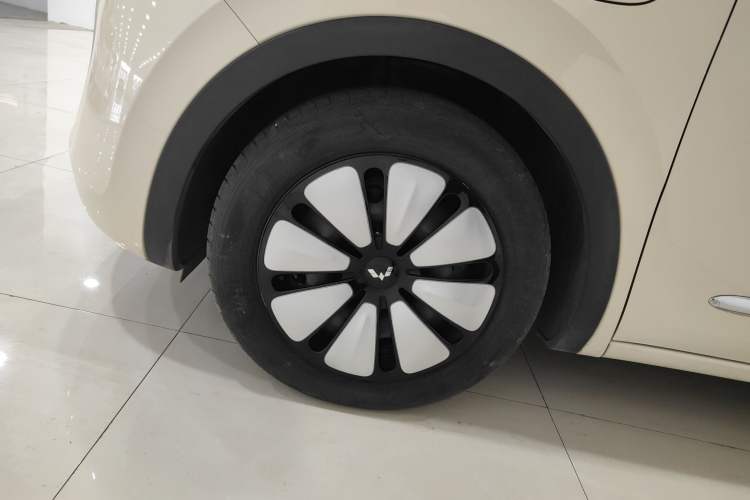 Used Wuling Bingo 2025 410 km Lingxi Deluxe Edition