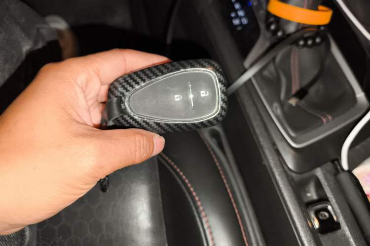 Used Chevrolet Orlando 2019 Redline 530T Automatic Luxury Edition (5-seat model) – China VI Standard Vehicle Key