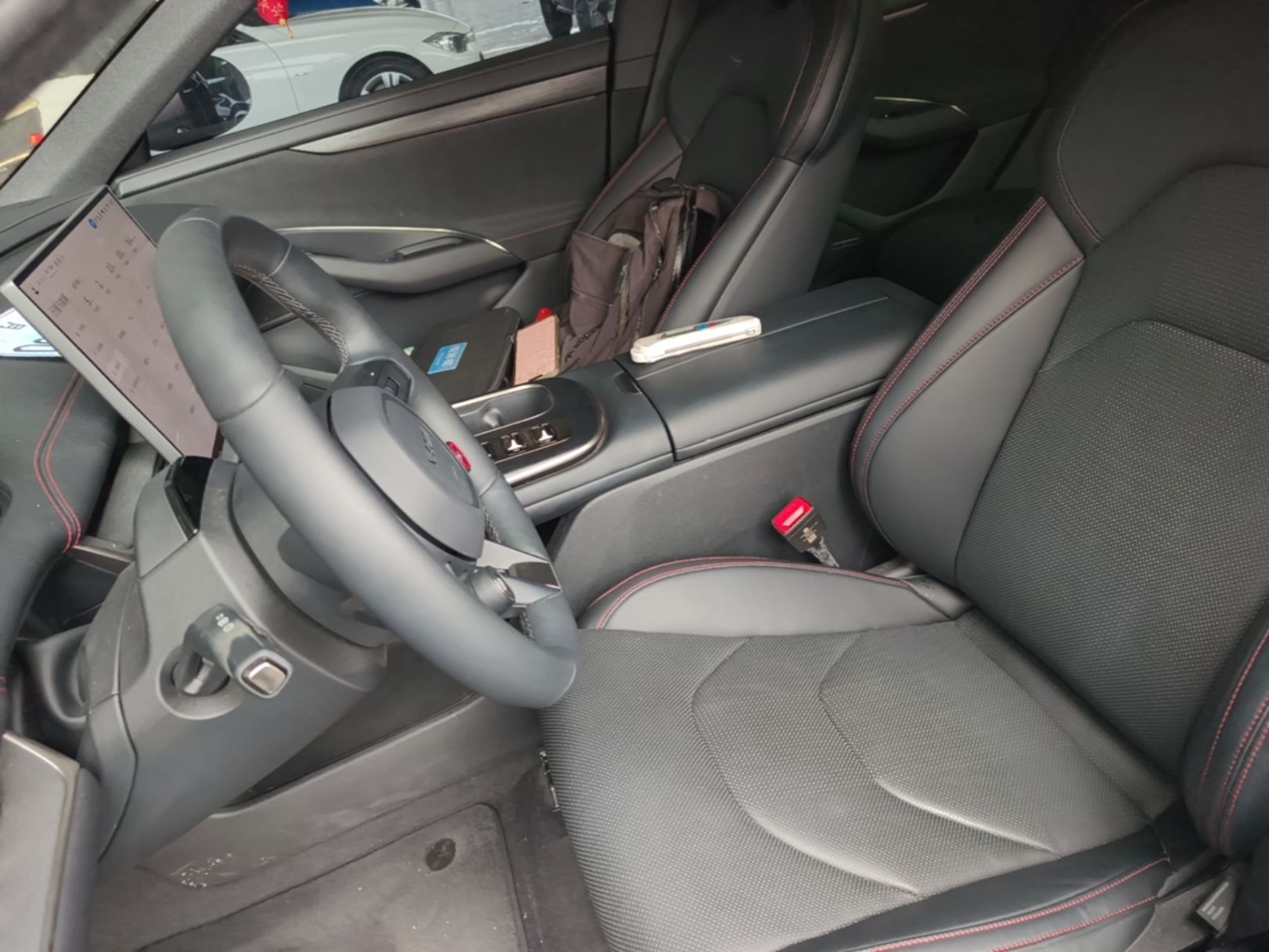 Xiaomi Auto SU7 2024 Rear-Drive Ultra-Long Range Advanced Pro-Level Intelligent Driving Version — снимка 17
