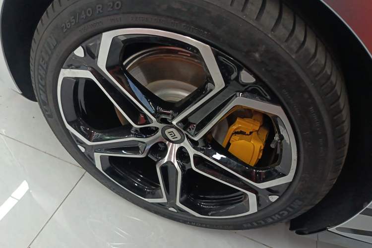 Used Xiaomi Auto SU7 2024 Four-Wheel Drive Ultra-Long Range Advanced Intelligent Driving Max Edition