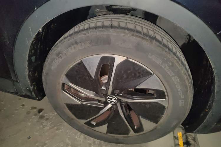 Used Volkswagen ID.4 CROZZ 2024 Pure Edition Limited Edition Right Front Wheel Hub