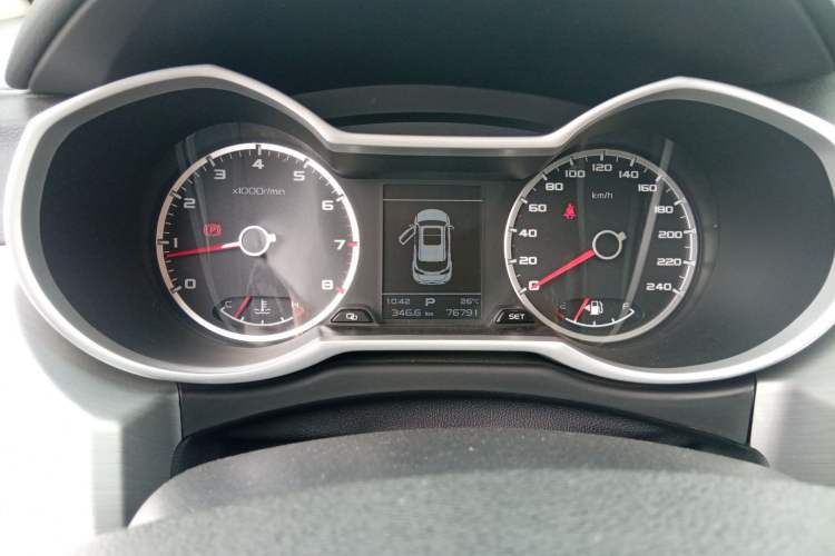 Used Geely Auto Emgrand X7 Sport 2016 1.8TD Automatic ZhiShang Model Instrument Cluster