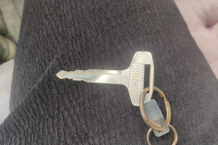 Used King Long Longyao 8 2022 Pure Electric Van Flat Roof 50.232 kWh