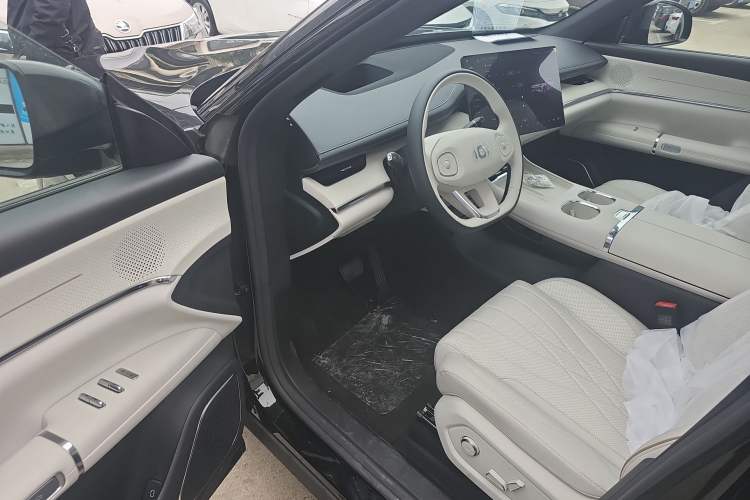 Used CHANGAN NEVO Q07 2025 215 Prestige Edition Driver Seat