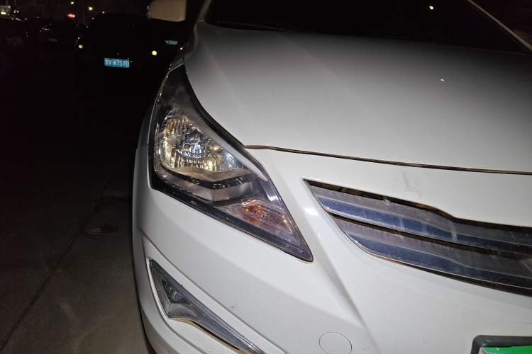 Used Hyundai Verna (older generation) 2016 1.4L Manual Smart GLS Trim