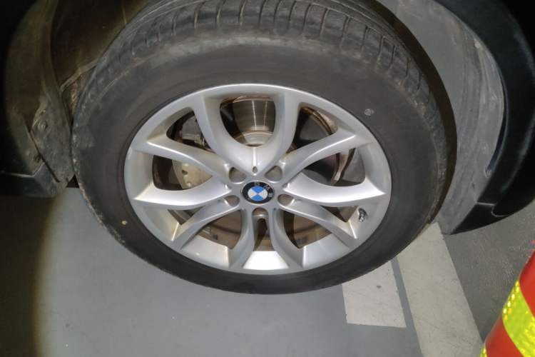 Used BMW X6 
