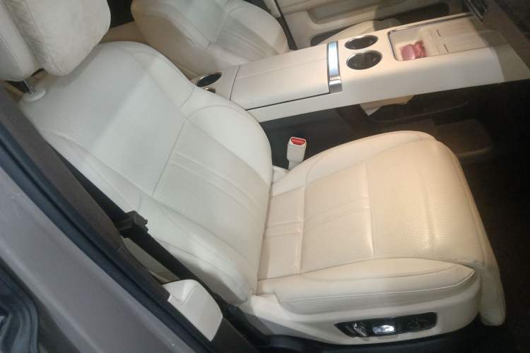 Used Li Auto MEGA 2024 Ultra Model Right Front Seat