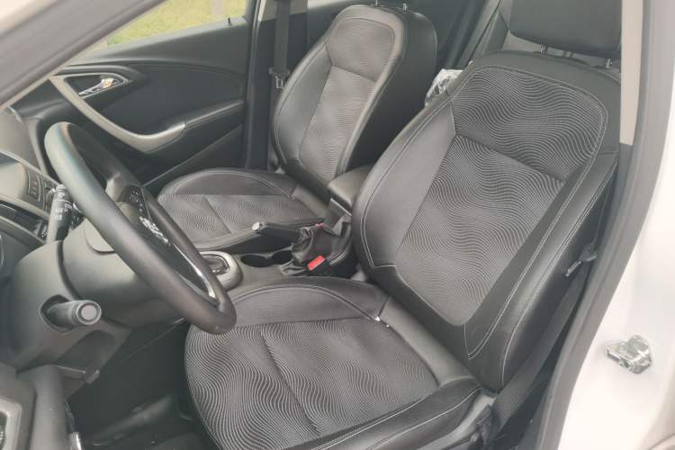 Used Buick GT 2014 XT 1.6L Automatic Fashion Edition