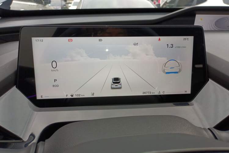 Used CHANGAN OSHAN Z6 2023 Blue Whale 1.5T DCT Smart Navigation Model Instrument Cluster