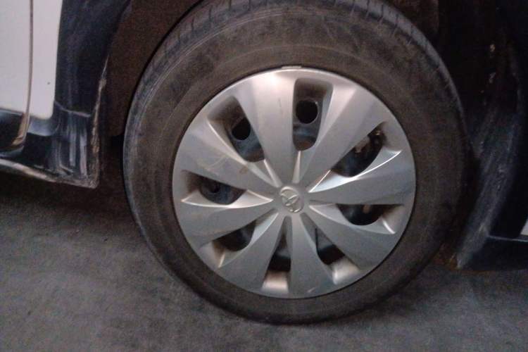 Used Toyota YARiS L Zhi Xuan 2020 X-Trail X 1.5L CVT Leading Edition