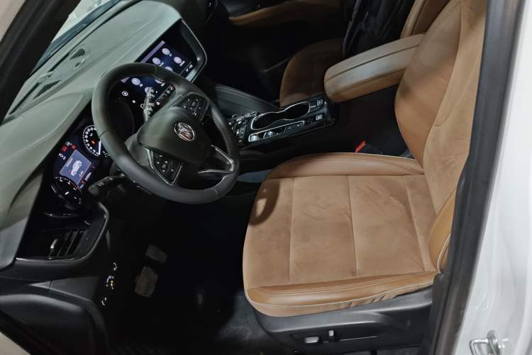 Used Buick Envision 2020 Encore S 652T Four-Wheel Drive Luxury Model Left Front Seat