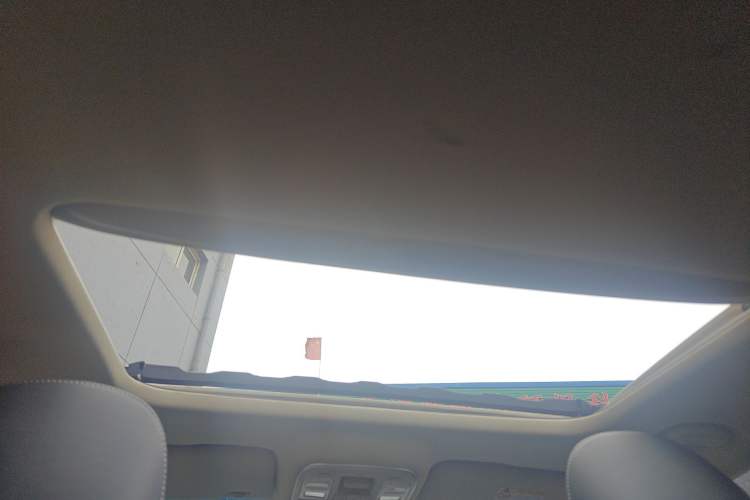 Used Geely Auto Emgrand GL 2019 1.4T CVT Elite Smart Edition Headliner