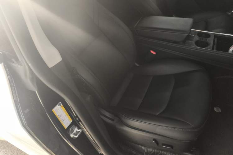 Used Tesla Model Y 2022 Revised Version Rear-Wheel Drive Right Front Seat