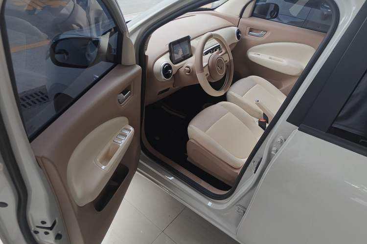 Used Wuling Hongguang MINIEV 2025 Four-Door Version Advanced Edition Driver Seat