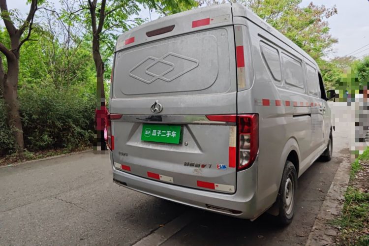 Used CHANGAN KUAYUE Xing V7 EV 2022 Standard Model 270km Rear Right 45 Deg